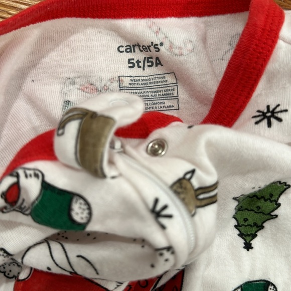 Carter’s 5T Christmas Footy Pajama - Picture 3 of 3